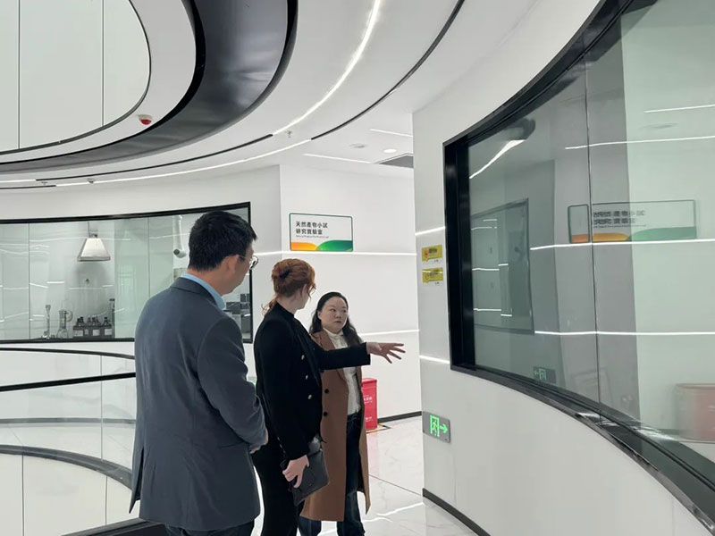 巴西國家植物保護產品協會專家訪問新朝陽，共探生物農業合作新機遇